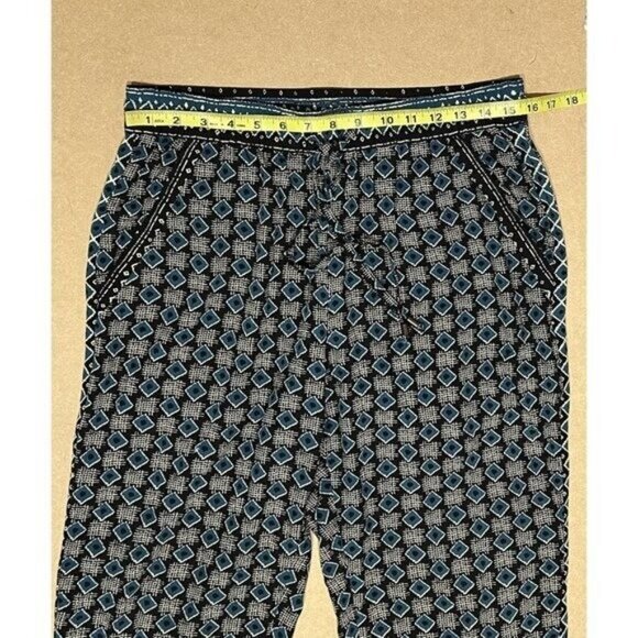 Anthropologie Women’s Geometric Crop Pants Medium Petite Elastic Waist Pockets - Picture 8 of 13